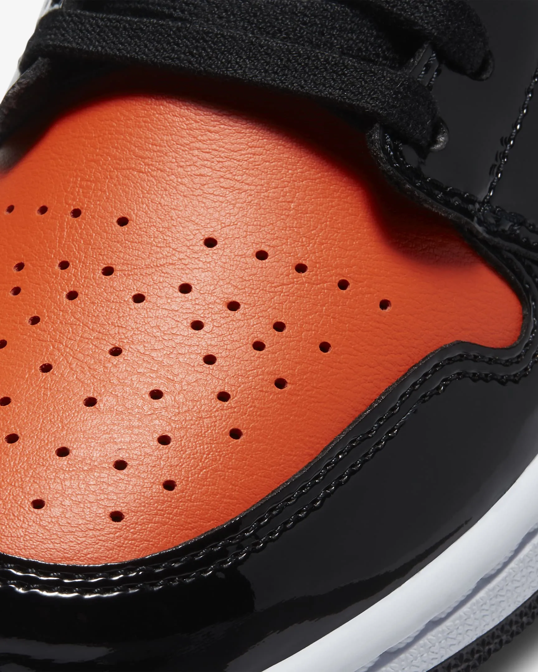 Women's Air Jordan 1 Mid SE "Multi Patent" (Black/Hyper Royal/Pine Green/University Red)(CV5276-001)